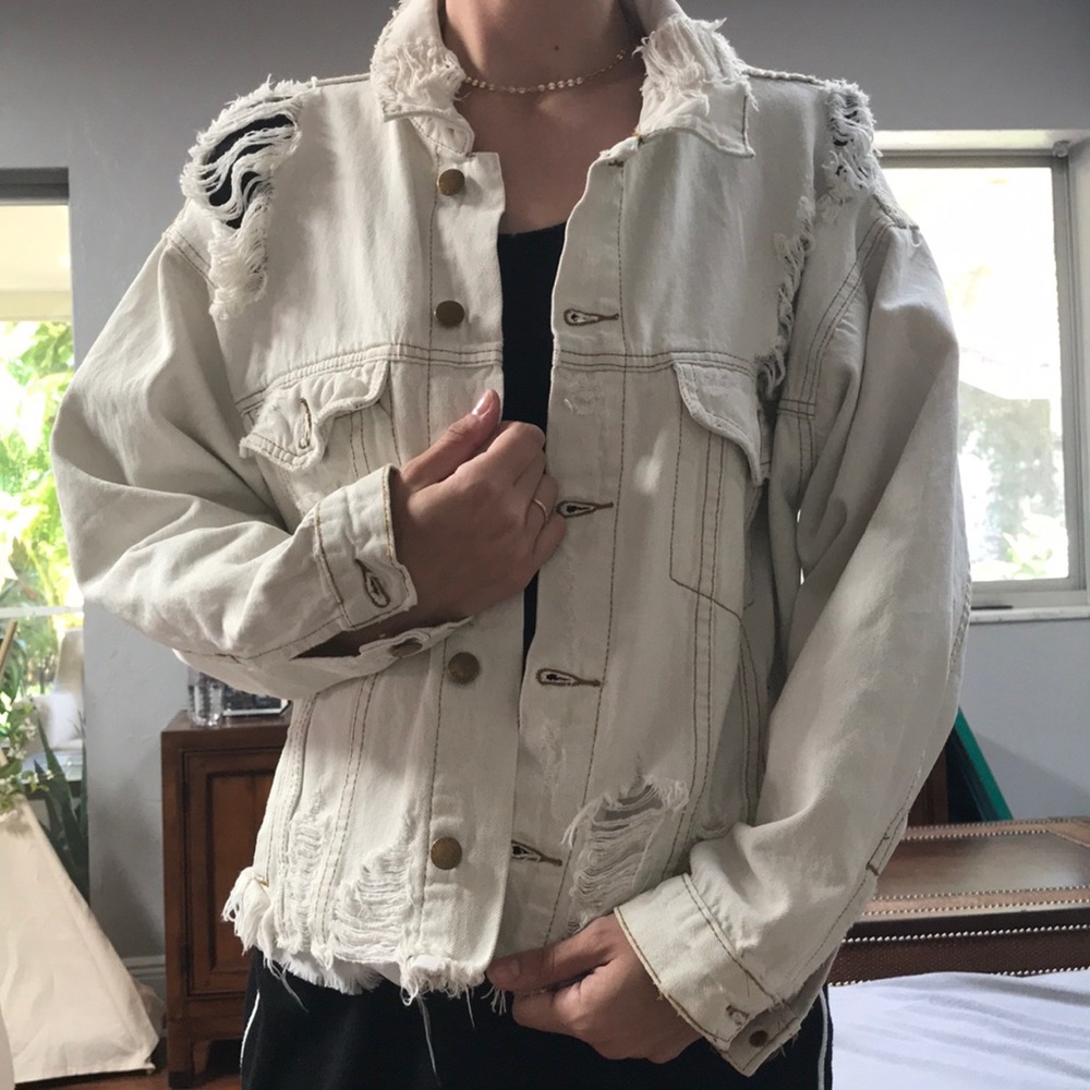 carmar ripped white denim jacket size small